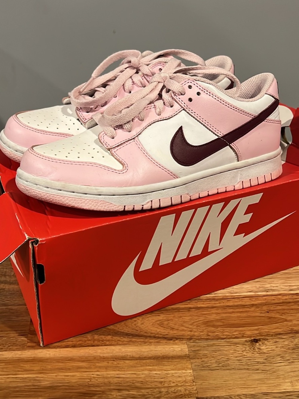 Nike Kids Pink, White & Maroon Low-Top Sneakers